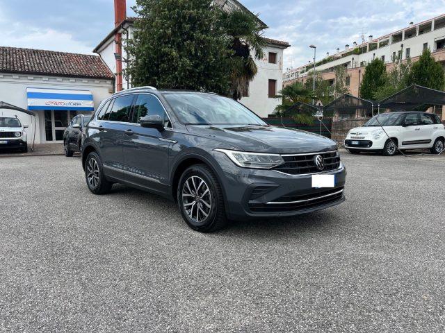 VOLKSWAGEN Tiguan 2.0 TDI SCR Life 1 PROPRIETARIO KM TAGLIANDATI