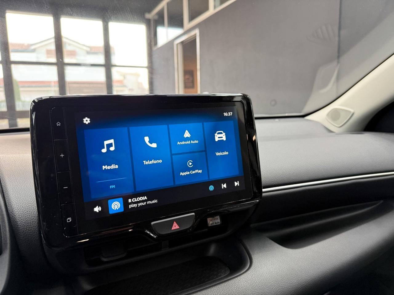 TOYOTA YARIS 1.5 HYBRID 92CV AUTO