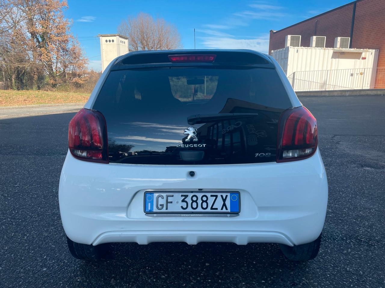 Peugeot 108 VTi 72 S&S 5 porte Allure