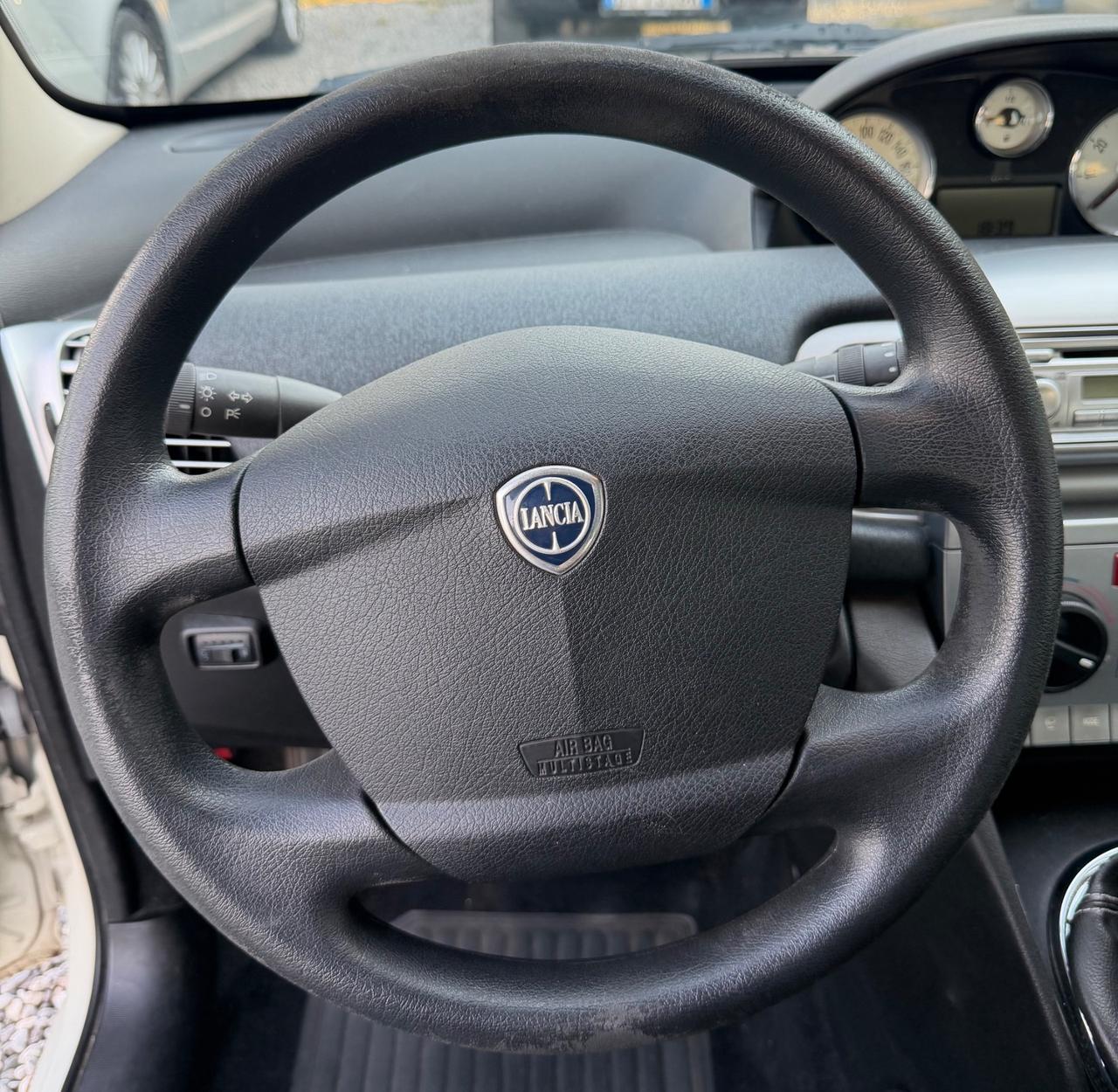 Lancia Ypsilon 1.4 GPL 2031- Neopatentati-Garanzia
