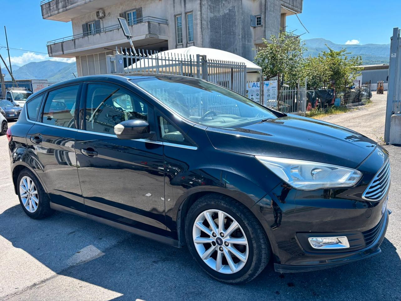 Ford C-Max 1.5 TDCi 120CV Titanium