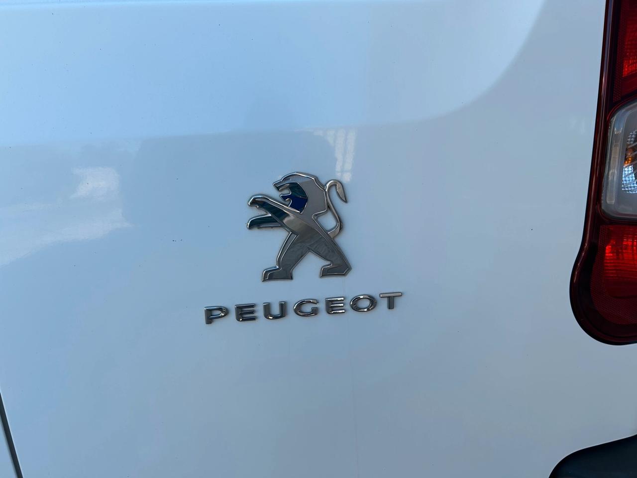 Peugeot Partner 1.5 BLUEHDI 100cv L1 PREMIUM (PREZZO IVATO)