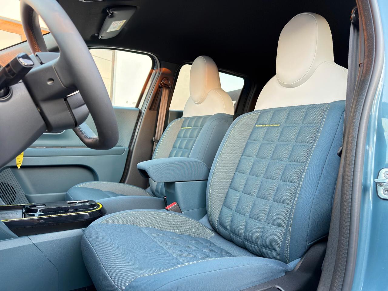 Fiat Grande Panda 1.2 HYBRID 110 CV S&S LA PRIMA KM0 PROMO FINANZIAMENTO