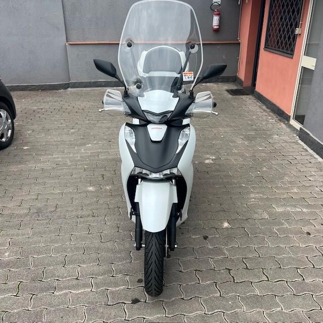 Honda SH 150 SPORT