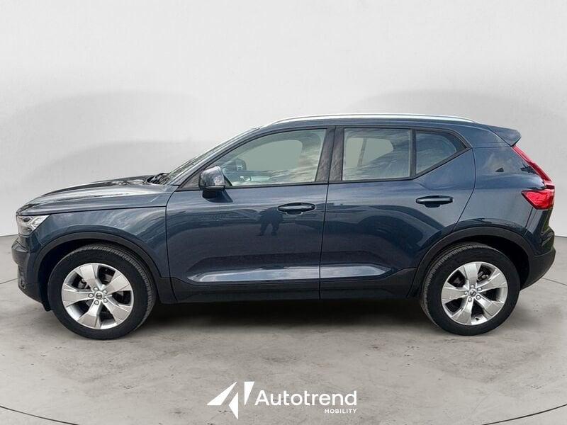 Volvo XC40 T2 129 CV Automatica NAVI LED Momentum Pro N1 Autocarro