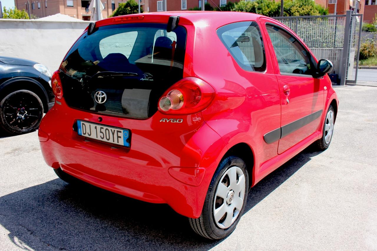 Toyota Aygo *PREZZO REALE* UNIPRO KM REALI CERTIFICATI CRONO TAGLIANDI TOYOTA COMPLETA GARANZIA 12 MESI TAGLANDATA NEOPATENTATI OK