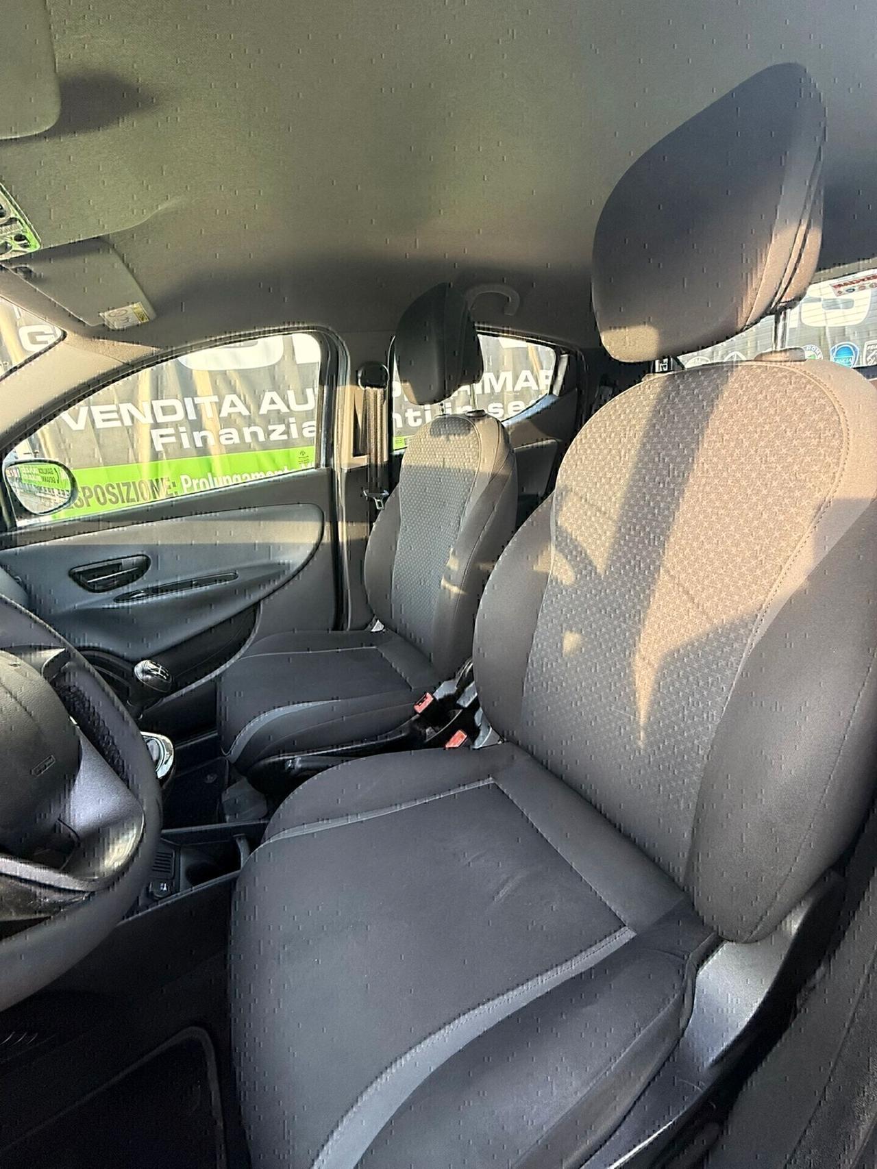 Lancia Ypsilon 1.3 MJT 16V 95 CV 5 porte S&S Platinum