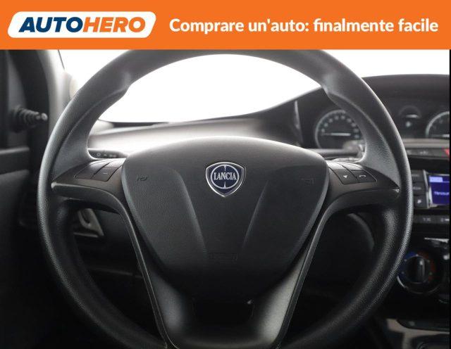 LANCIA Ypsilon 1.0 FireFly 5 porte S&S Hybrid Ecochic Silver