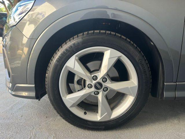 AUDI Q3 SPB 35 TDI S line edition