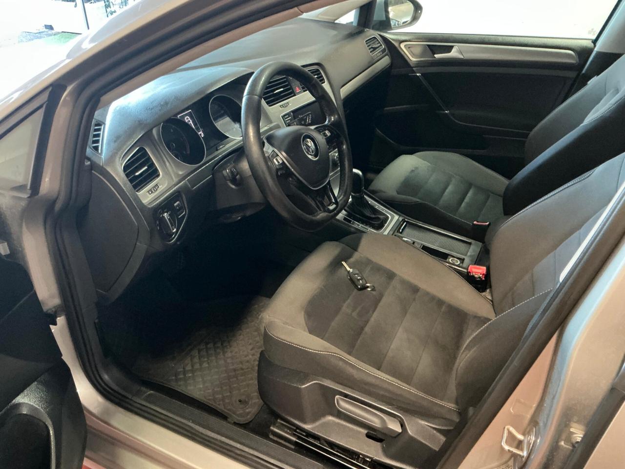 Volkswagen Golf Business 1.6 TDI DSG 5p. Comfortline BlueMotion Tech.