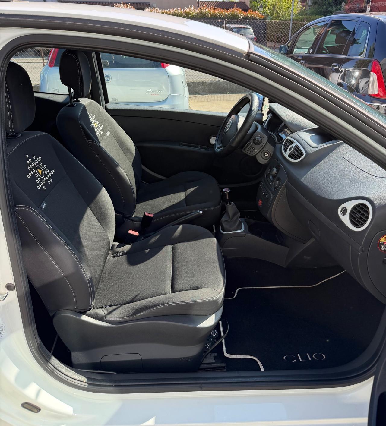 Renault Clio 1. 2- GPL 06/2032- Tagliandata- Neopatentati