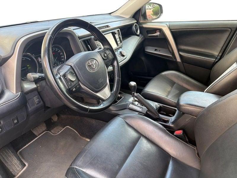 Toyota RAV4 Hybrid 2.5 HV 197cv E-CVT Lounge 2WD