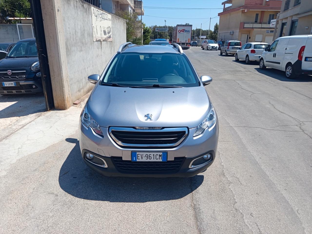 Peugeot 2008 1.2 VTi 82CV Allure