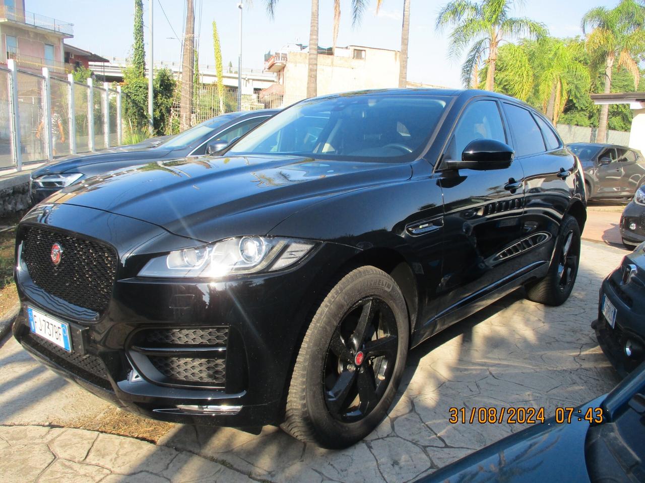 Jaguar F-Pace 2.0 D 180 CV aut. R-Sport