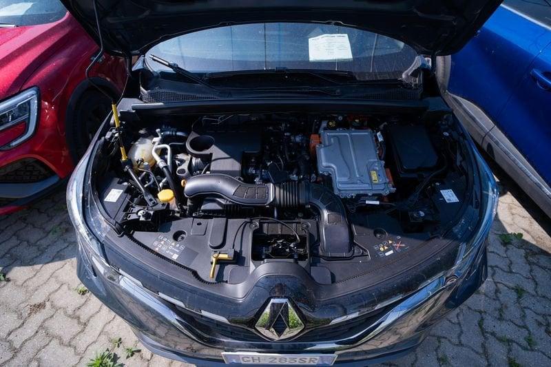 Renault Captur 1.6 E-Tech hybrid RS Line 145cv auto