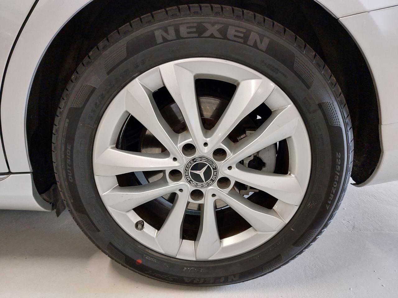 MERCEDES Classe C (W/S205) C 200 d S.W. Auto ...