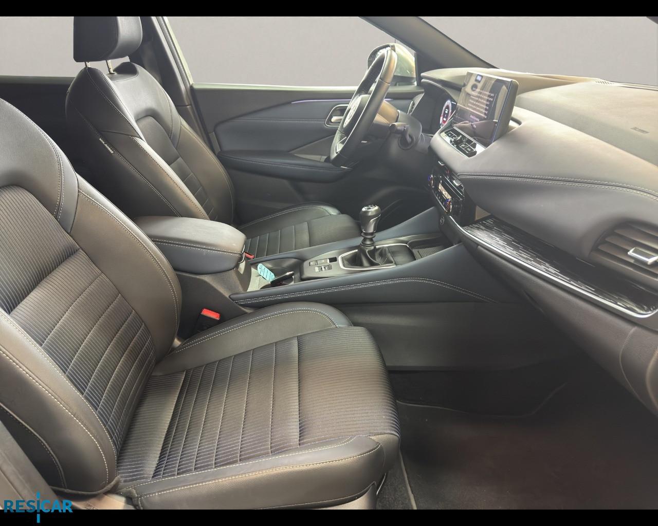 NISSAN Qashqai 1.3 mhev Tekna 2wd 140cv IVA ESPOSTA