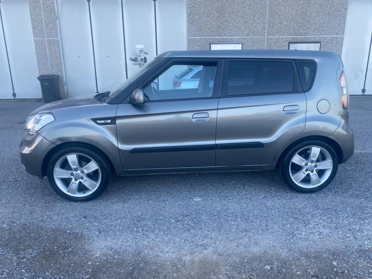 Kia Soul 1.6 CVVT Active Bi-Fuel