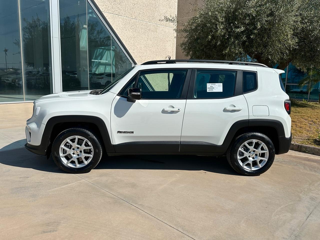 Jeep Renegade phev Altitude offerta T-Stock prezzo imperdibile