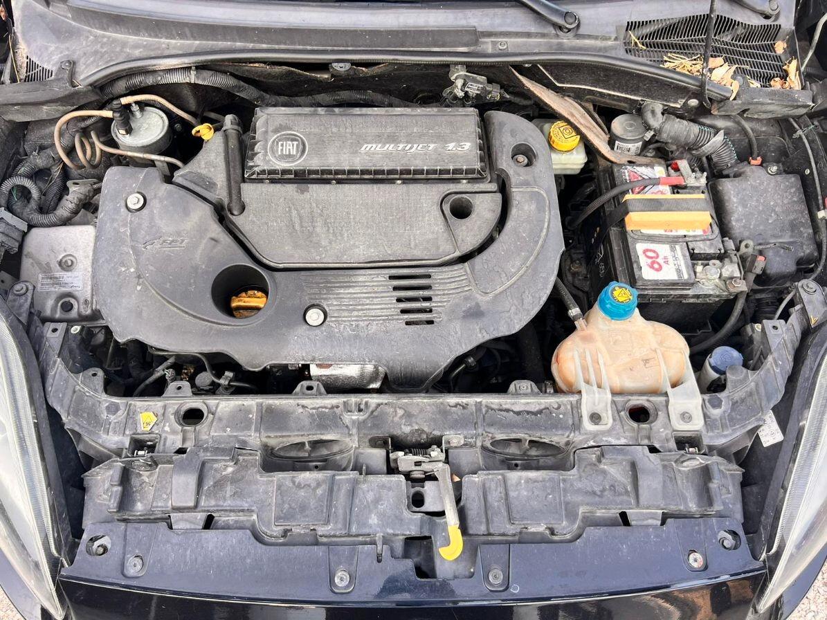Fiat Punto 1.3 MJT II S&S 95 CV 5 porte Easy