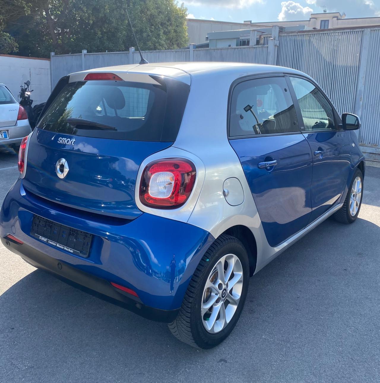 Smart ForFour 70 1.0 Passion