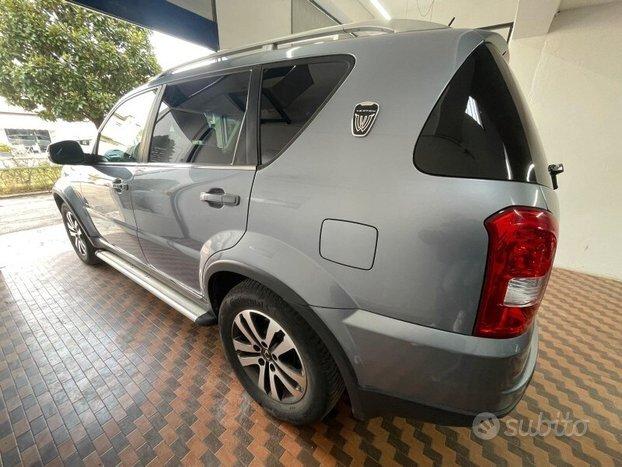 SSANGYONG Rexton W 2.0 Xdi 4WD A/T Top