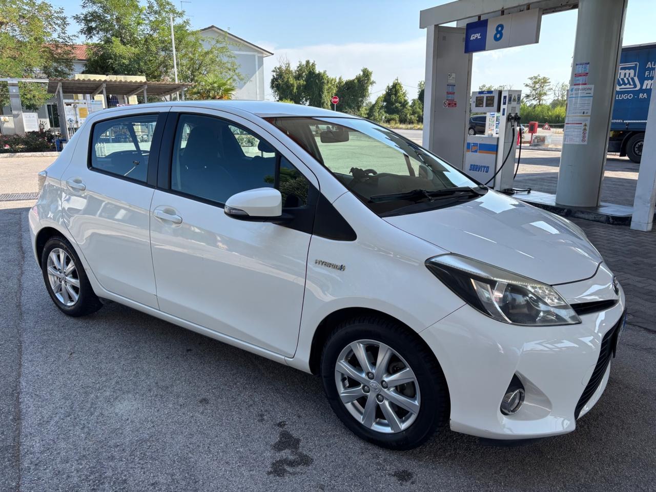 Toyota Yaris 1.5 Hybrid 5 porte Lounge