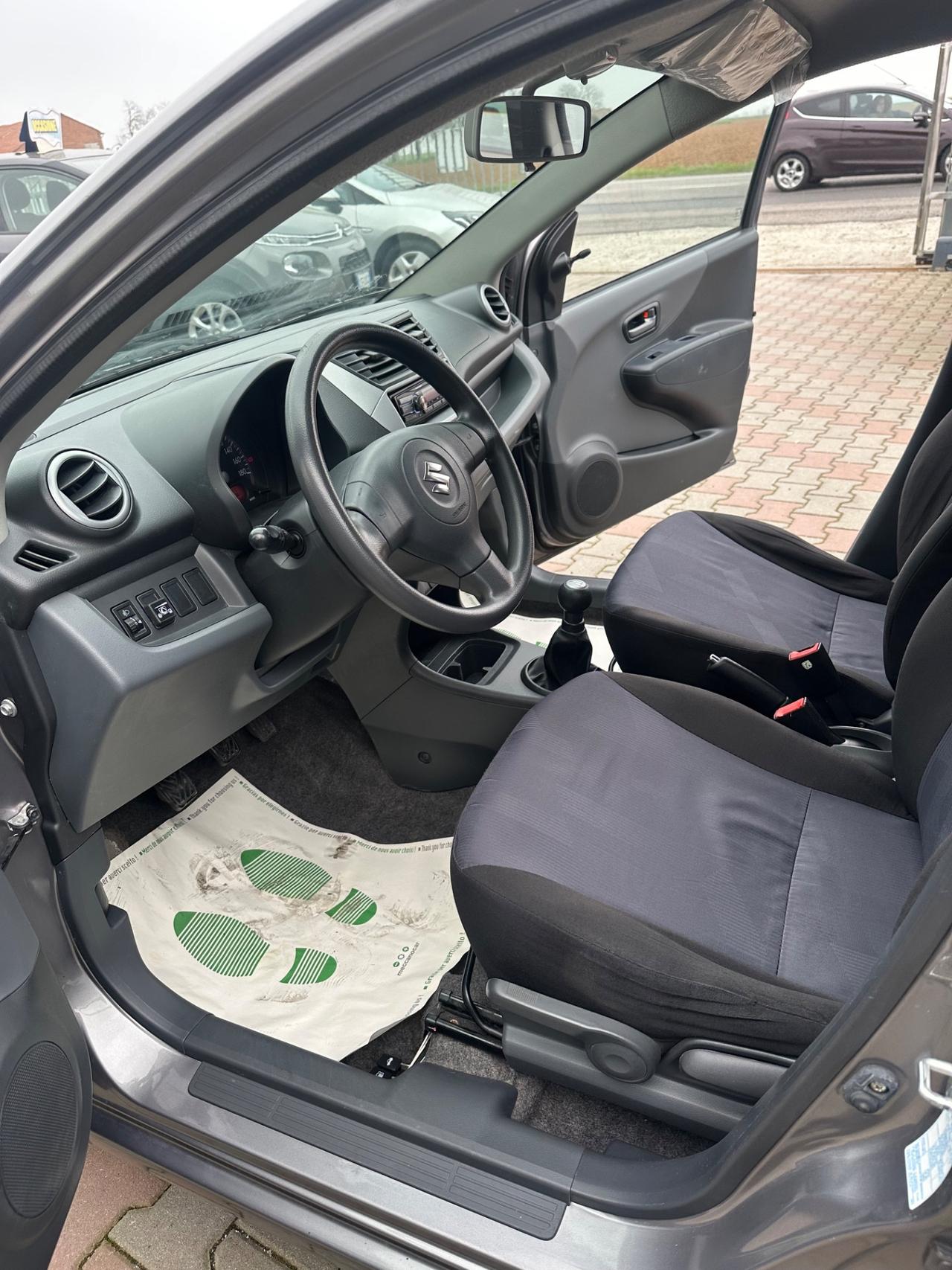 Suzuki Alto 1.0 VVT GPL