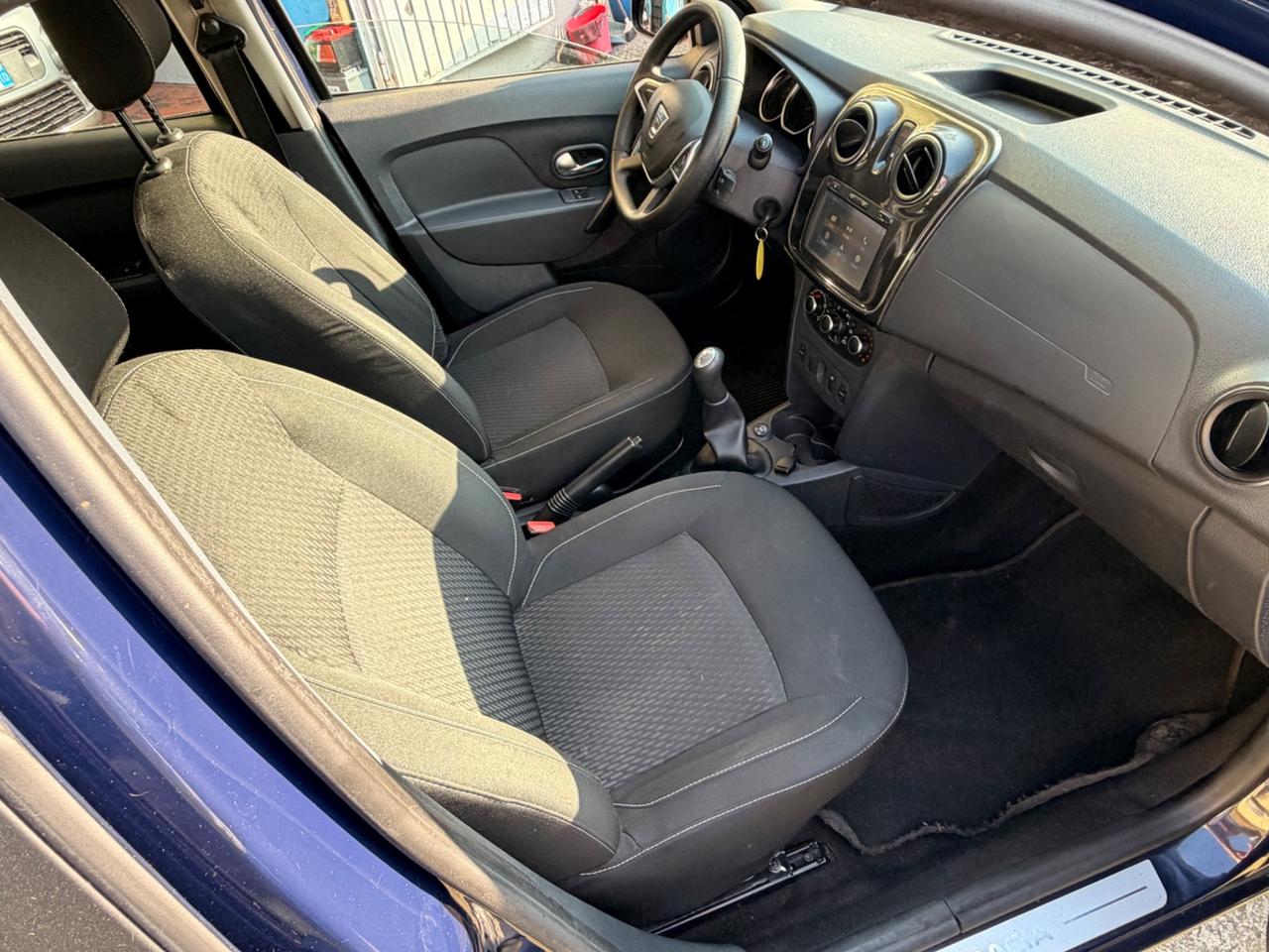 Dacia Sandero GPL EURO6B Lauréate 2017