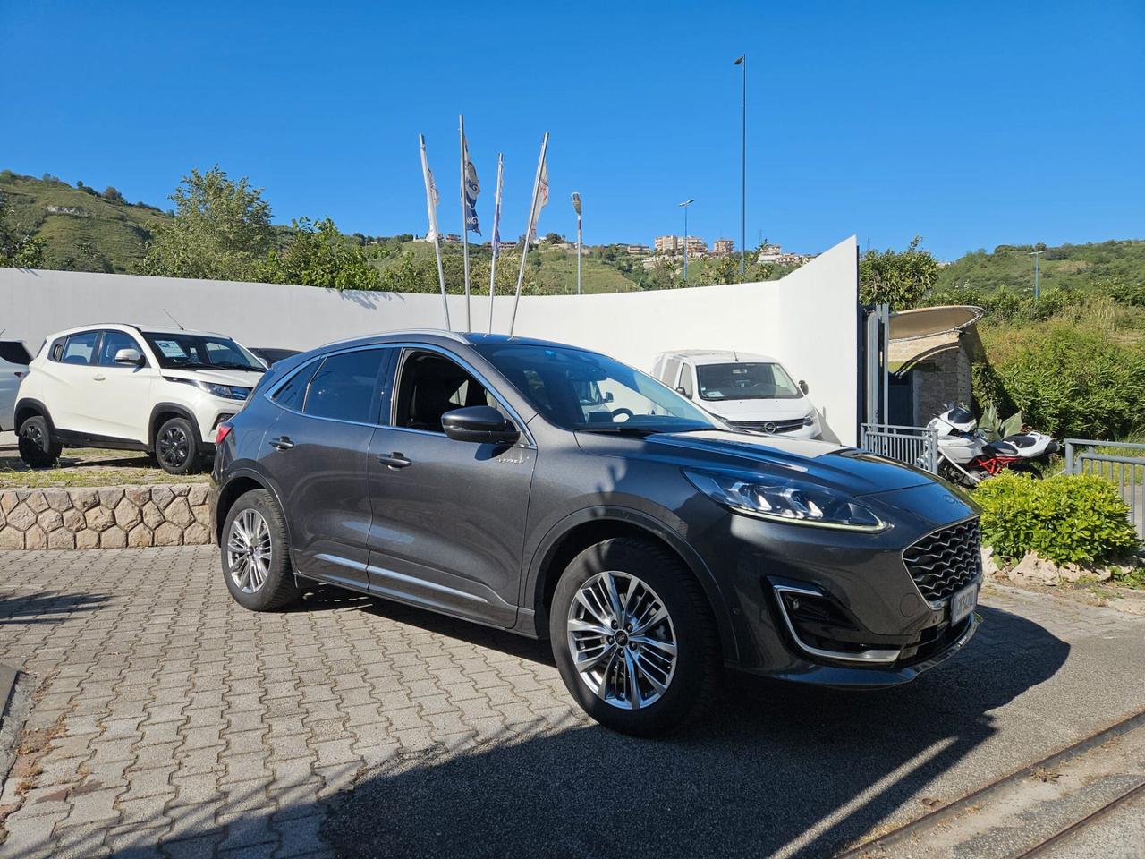Ford Kuga 2.5 Full Hybrid 190 CV CVT AWD Vignale