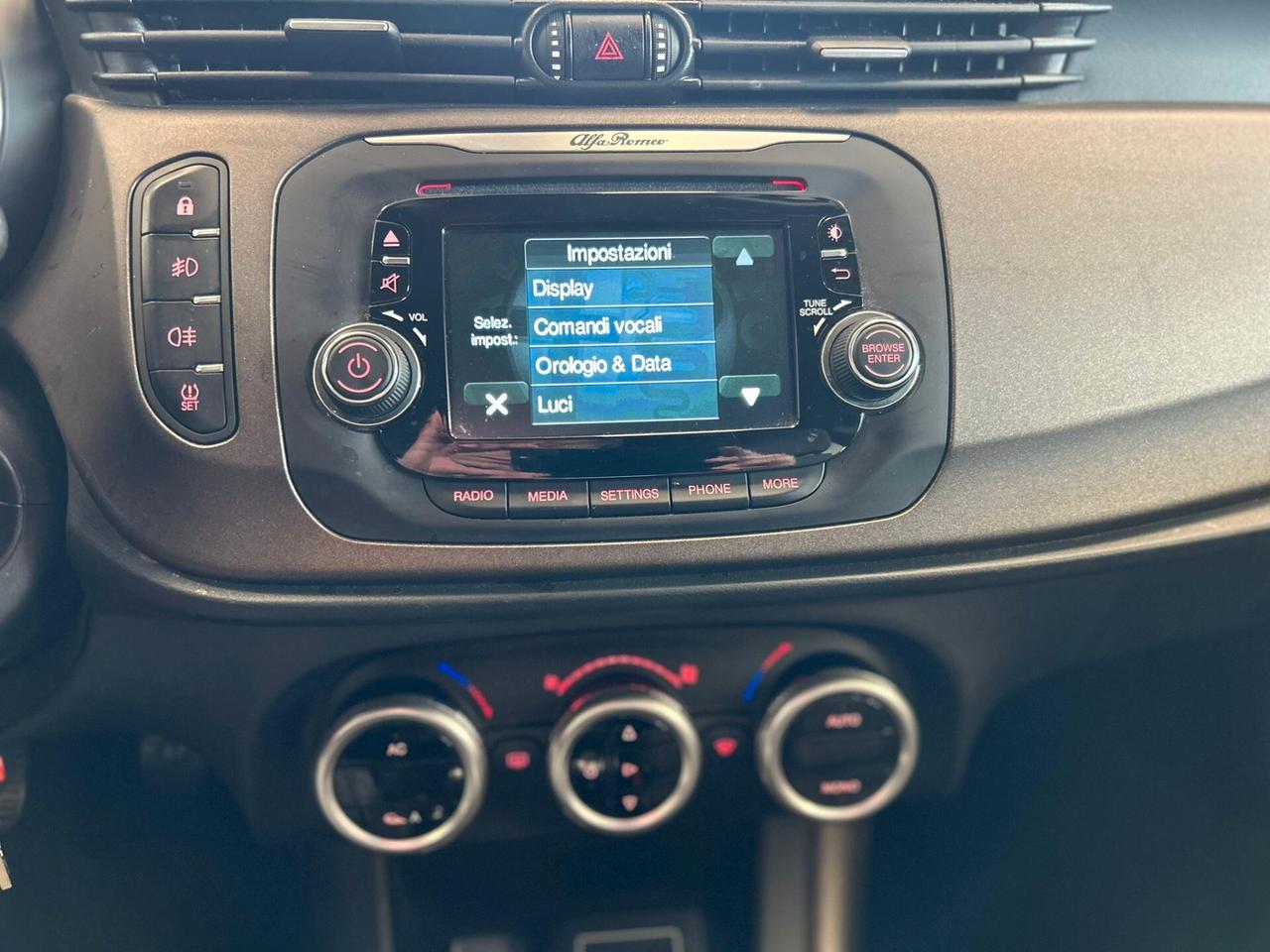 Alfa Romeo Giulietta 1.6 JTDm-2 105 CV Distinctive