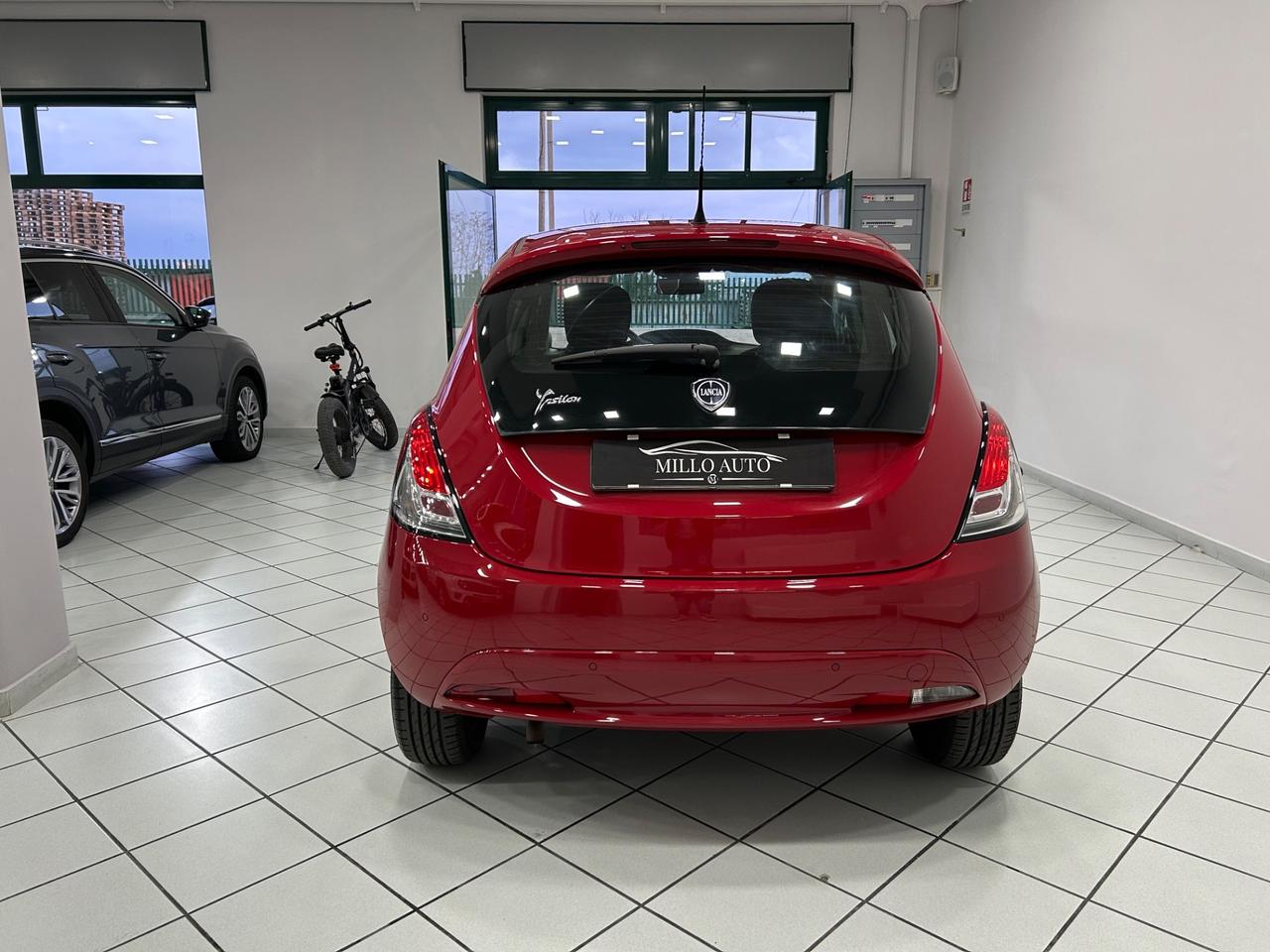 Lancia Ypsilon 1.2 69 CV 5 porte GPL Elefantino