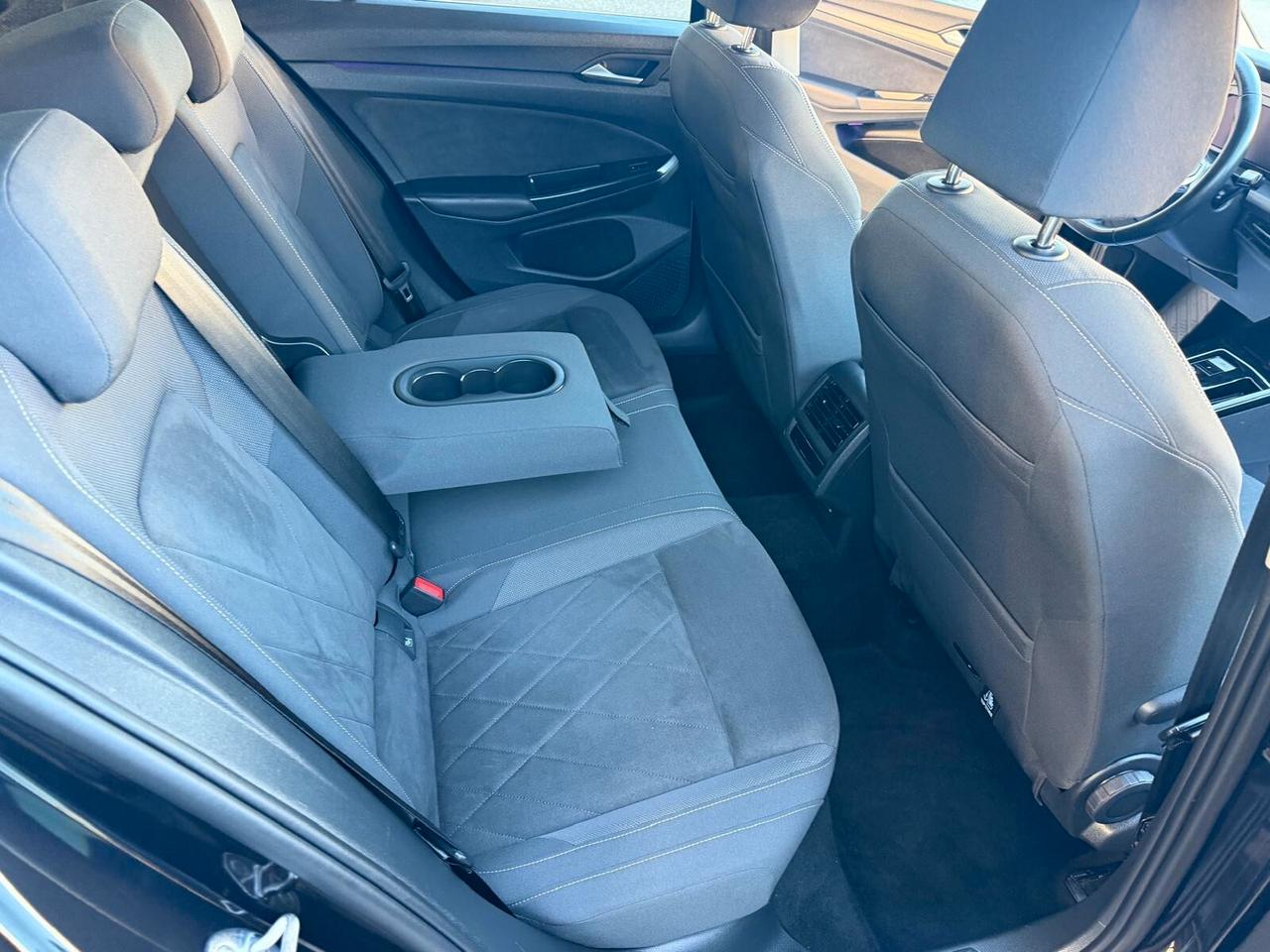Volkswagen Golf 2.0 TDI DSG SCR Style TETTO APRIBILE E SEDILI ELETTRICI