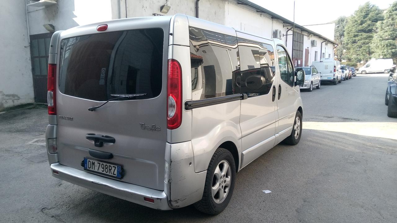 Renault Trafic 2.5 dCi/150 PC-TN Generation DPF 7 Posti