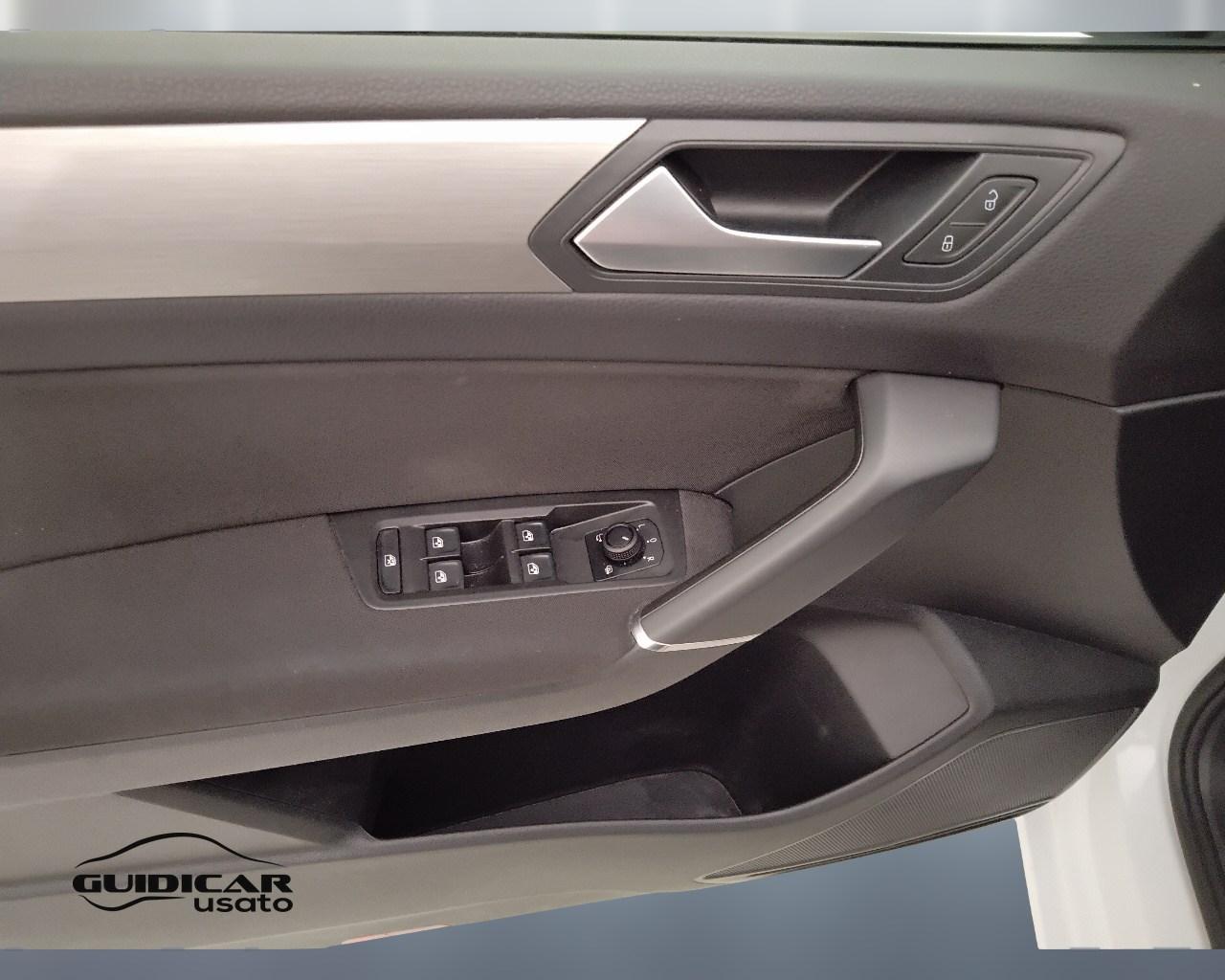 VOLKSWAGEN Touran III 2015 - Touran 1.5 tsi Edition Plus 150cv dsg