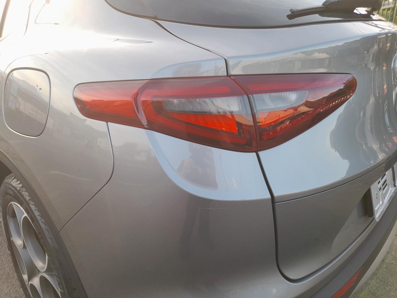 Alfa Romeo Stelvio 2.2 Turbodiesel 150 CV AT8 RWD Super