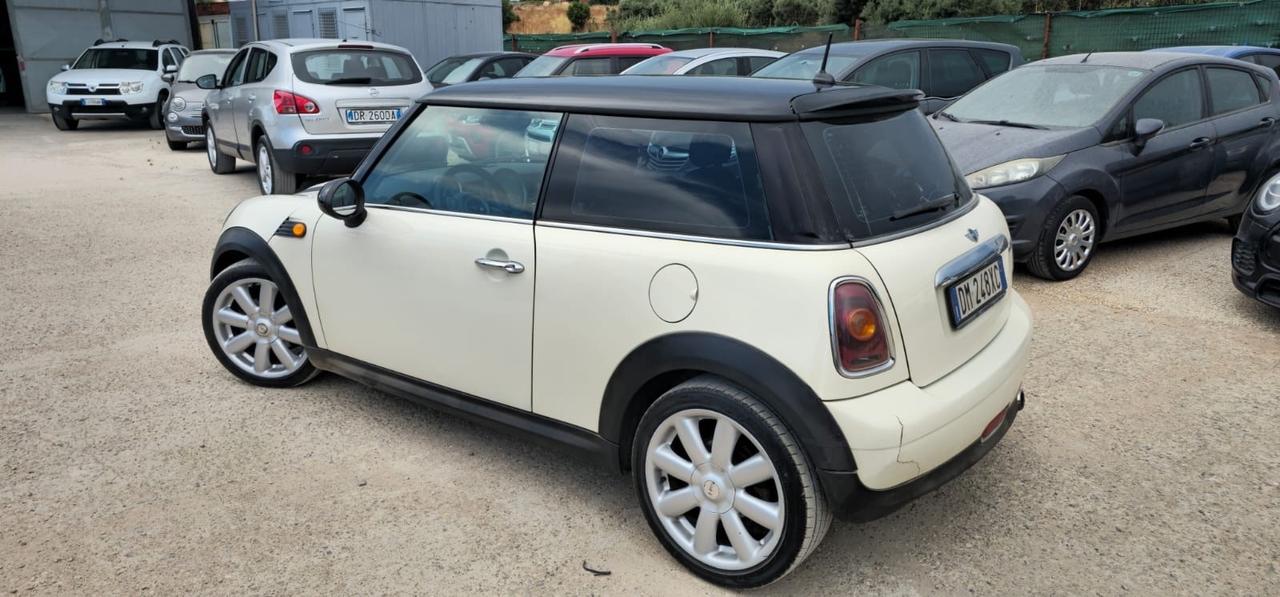 Mini 1.6 16V Cooper D Chili