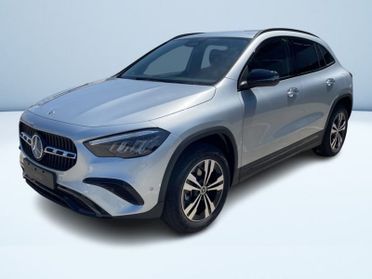 Mercedes-Benz GLA 200 Automatic Advanced Plus Progressive