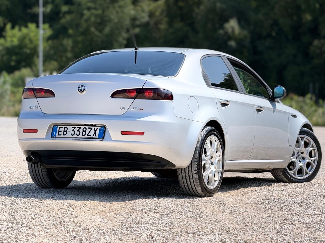 Alfa Romeo 159 1.9 JTDm 150CV GIUGIARO