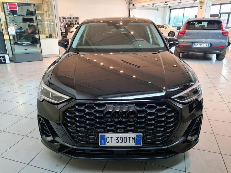 Audi Q3 35 TDI S tronic Identity Black!NAVI!CAR PLAY!