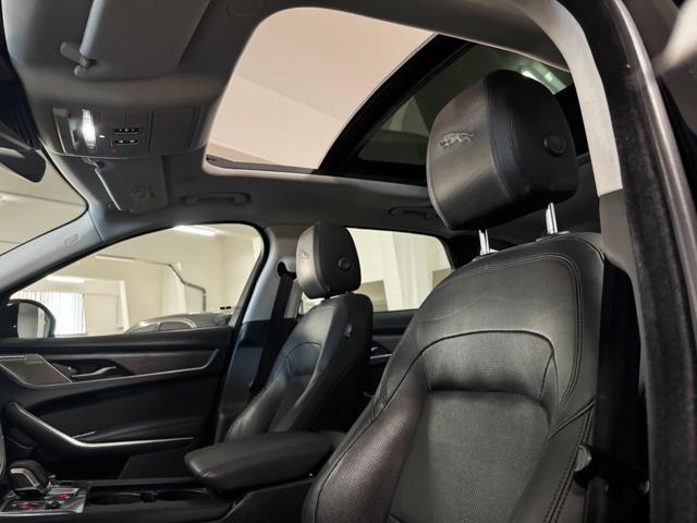 JAGUAR F-Pace 2.0 D 204 CV AWD aut. R-Dynamic SE