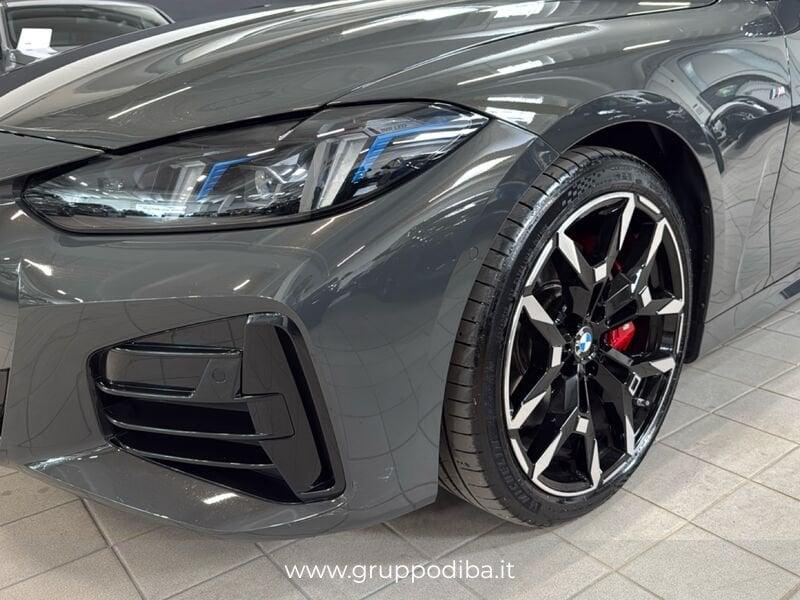 BMW Serie 4 G23 LCI 2024 Cabrio 420d Cabrio mhev 48V MSport auto