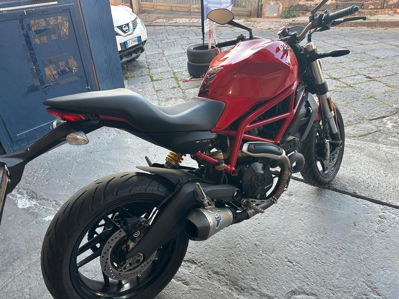 Ducati Monster 797