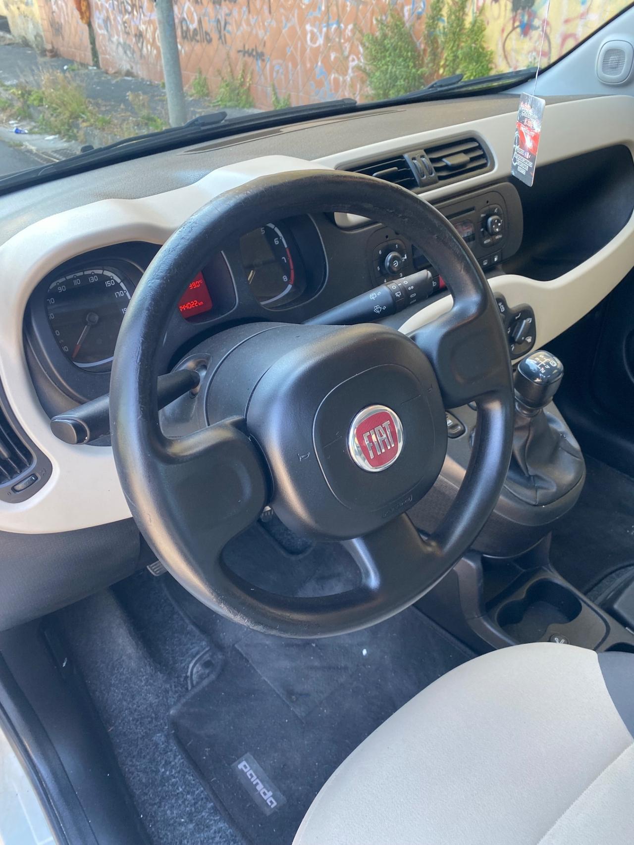 Fiat Panda Natural Power 2016 Lounge Full