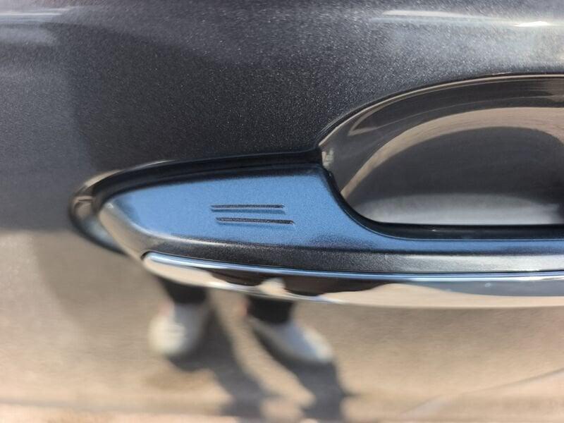 Toyota RAV4 V 2019 2.5 vvt-ie h Lounge awd-i 222cv e-cvt