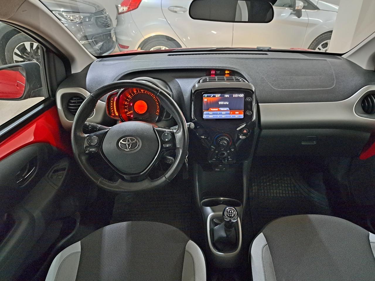 Toyota Aygo 1.0 BENZINA - 2018 BICOLORE