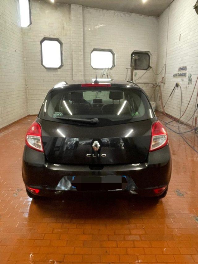 RENAULT Clio 1.2 16V 5 porte Luxe
