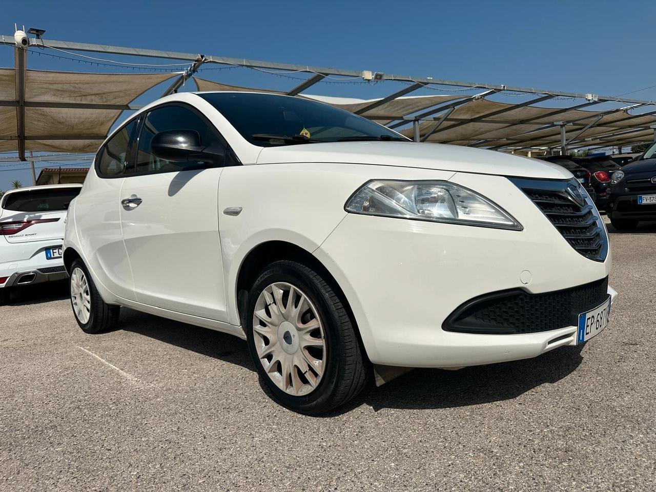Lancia Ypsilon 1.2 Benzina