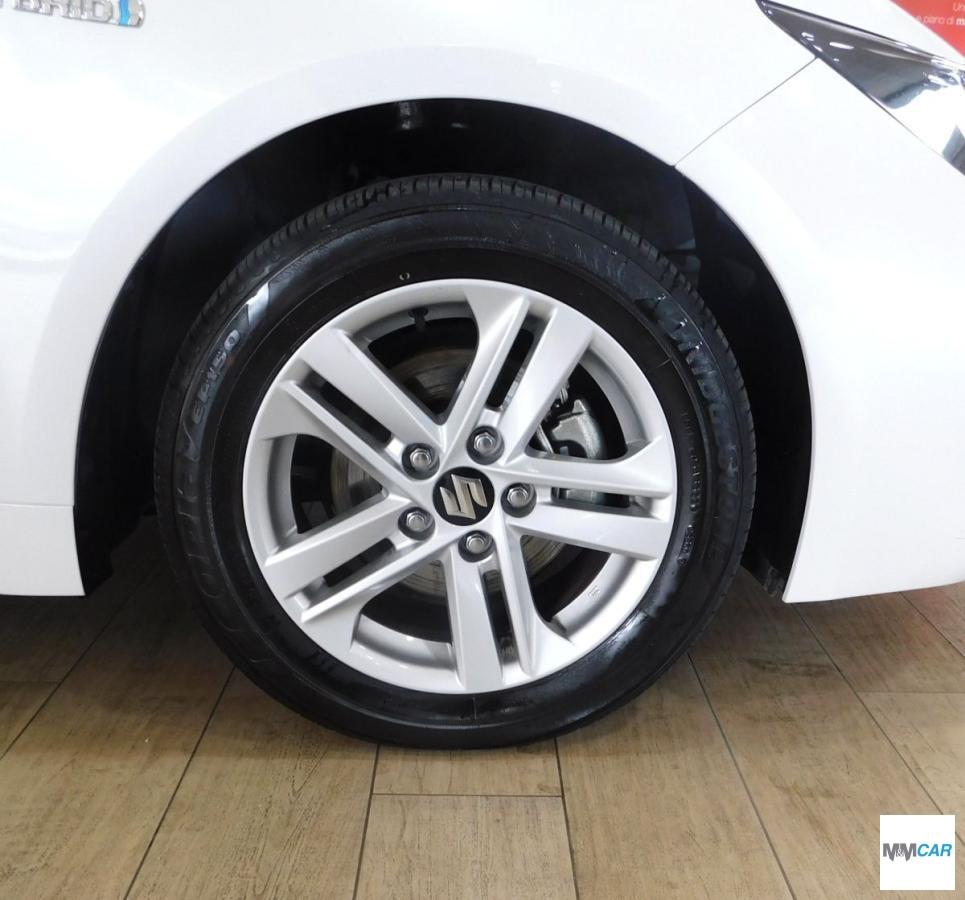 SUZUKI - Swace - 1.8 Hybrid E-CVT 2WD Top