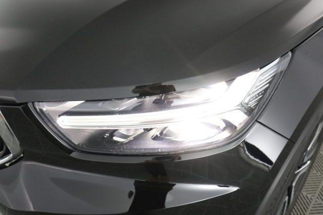 VOLVO XC40 XC40 T3 Geartronic Business Plus/Momentum Pro
